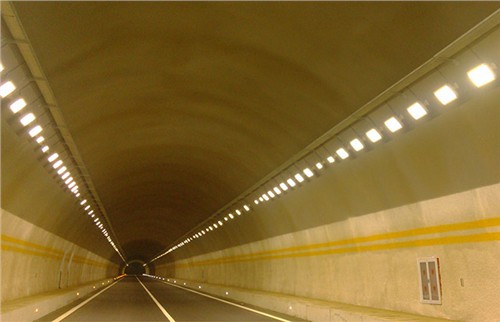 承赤高速公路隧道照明系统解决方案