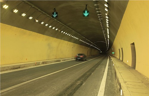 承秦高速公路隧道照明系统解决方案